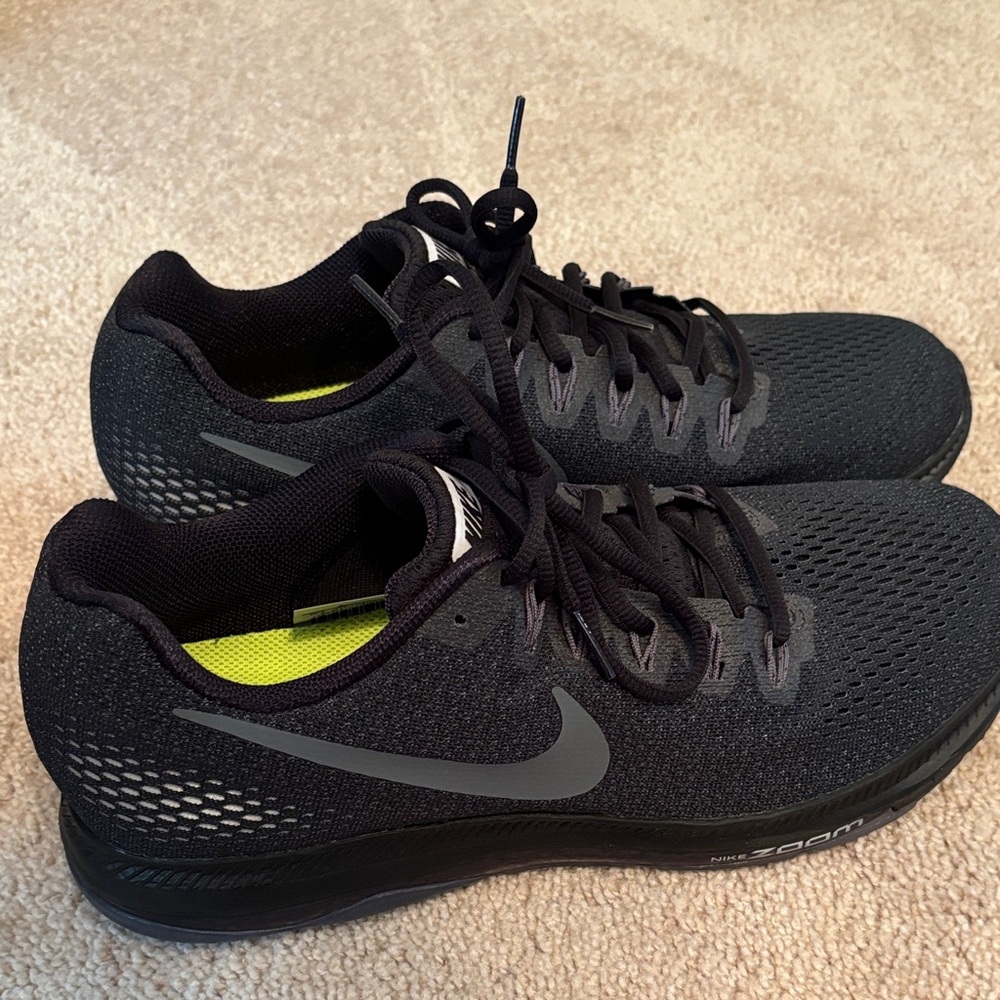 Nike Zoom Black and Gray Sneakers